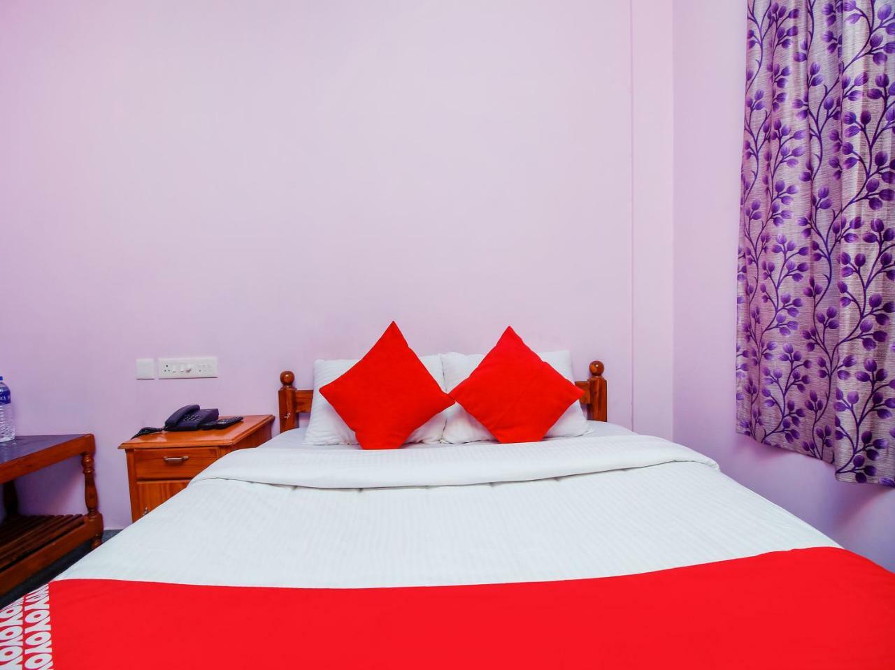 Oyo 24967 The Grand Diamond Hotel Канякумари Екстериор снимка