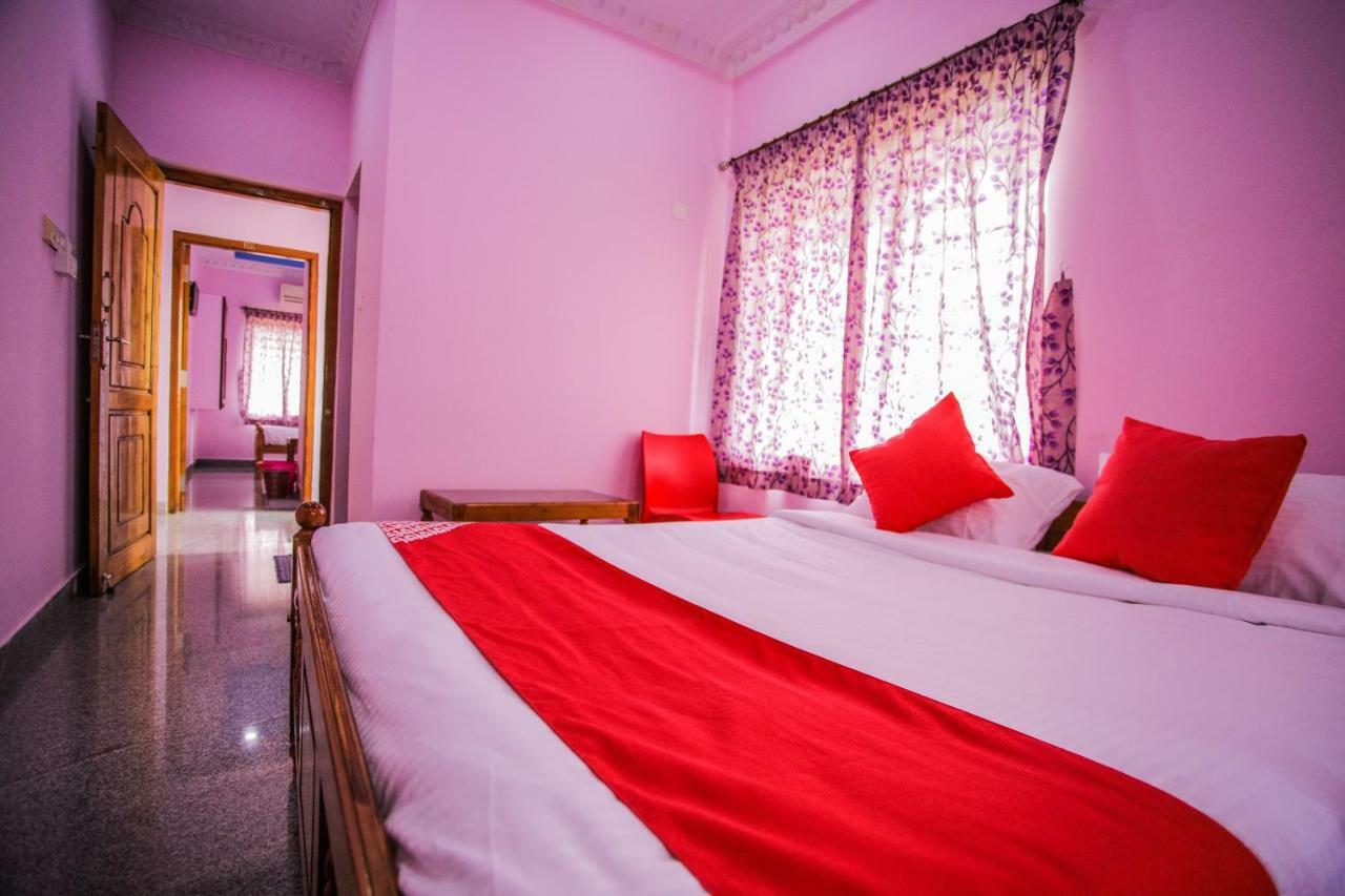 Oyo 24967 The Grand Diamond Hotel Канякумари Екстериор снимка